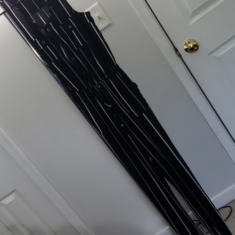 Jumpsuit - Picture 3 of 4
